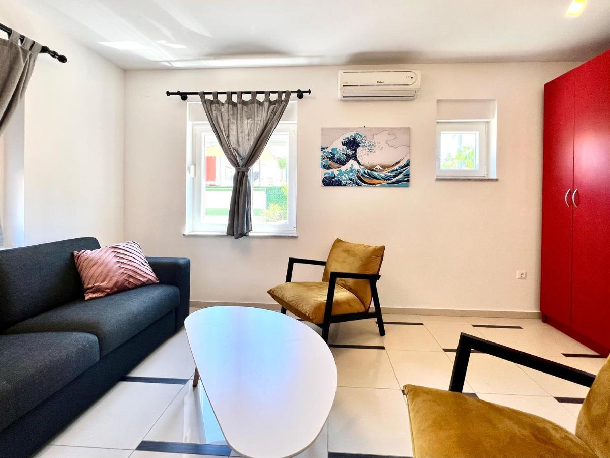 B88 Apartments - Vila Palma Sveti Filip i Jakov Exteriör bild