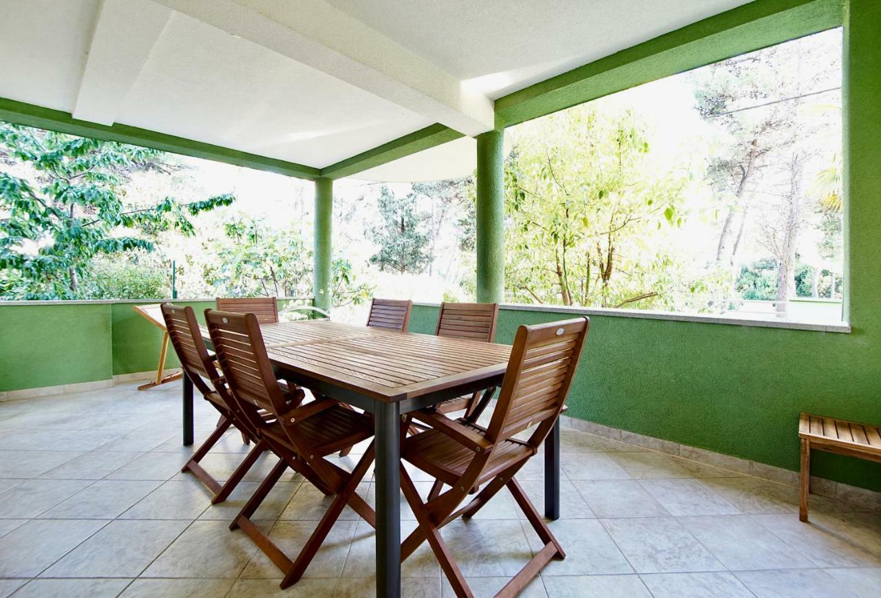 B88 Apartments - Vila Palma Sveti Filip i Jakov Exteriör bild